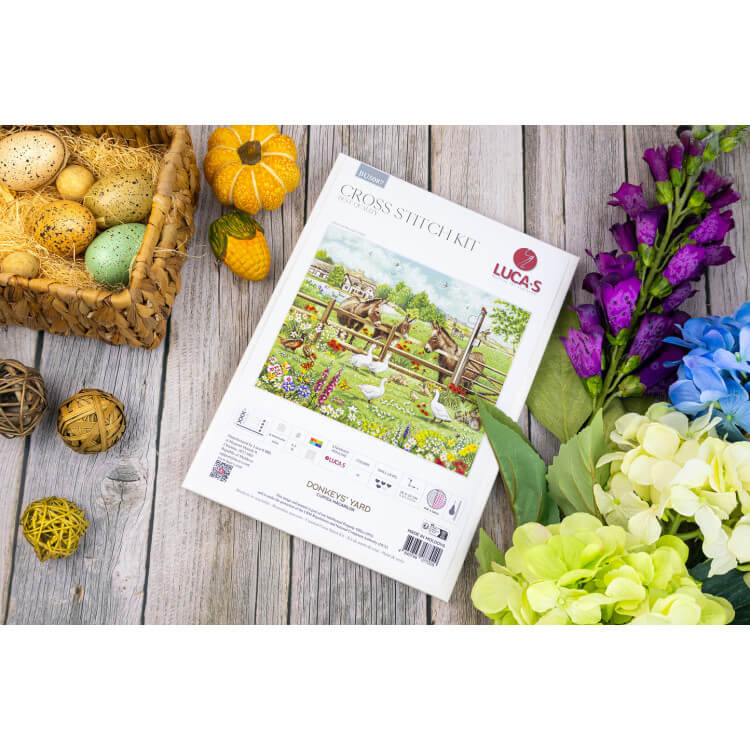 Broderipakke "Donkeys' Yard"