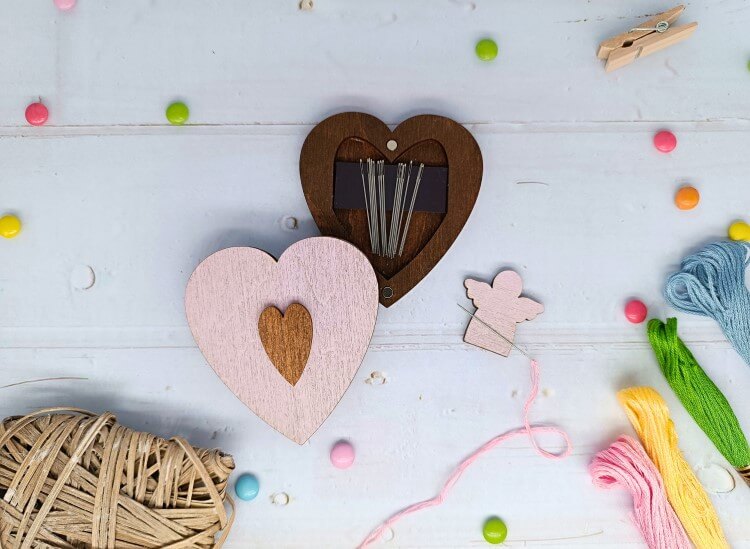 Oppbevaring for nåler "Pink Heart"